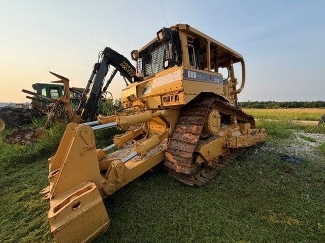 1997 CAT 												D8R