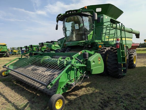 2016 John Deere S680
                                price reduced