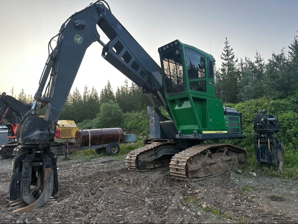 2017 John Deere 2656 Log Loader