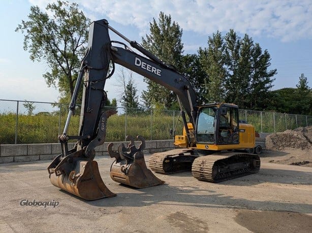 2022 DEERE 200G