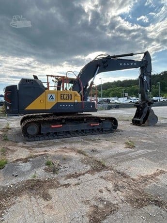 2025 VOLVO EC210FL5