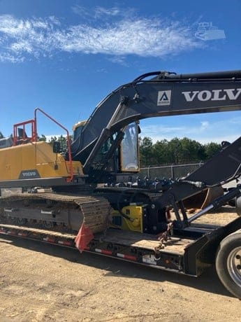 2023 VOLVO EC220EL