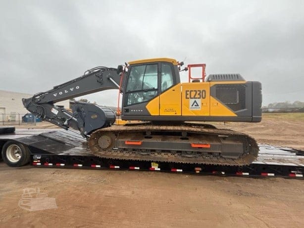2024 VOLVO EC230