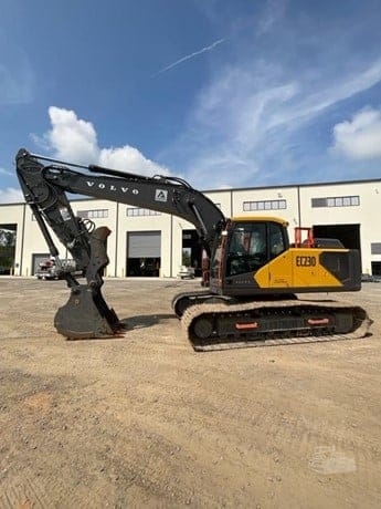 2024 VOLVO EC230FL5