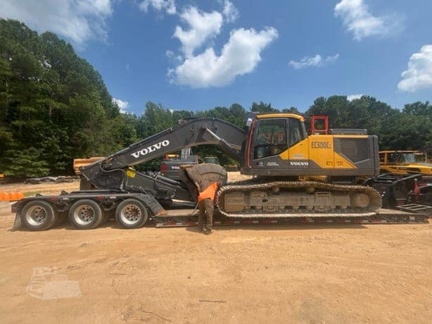 2024 VOLVO EC300EL