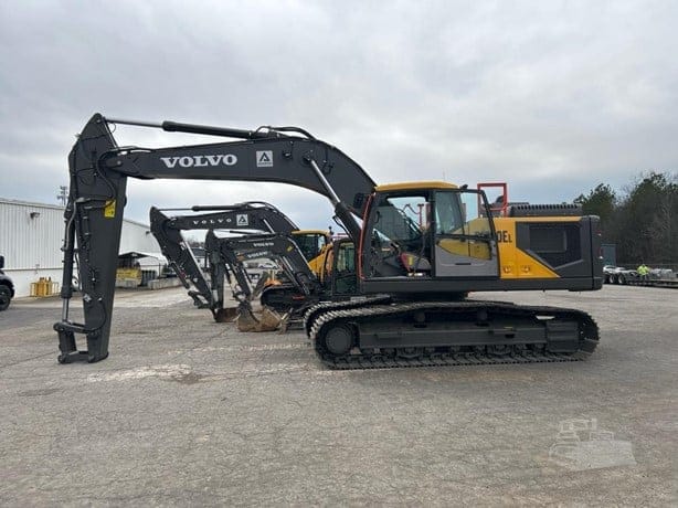 2024 VOLVO EC300EL