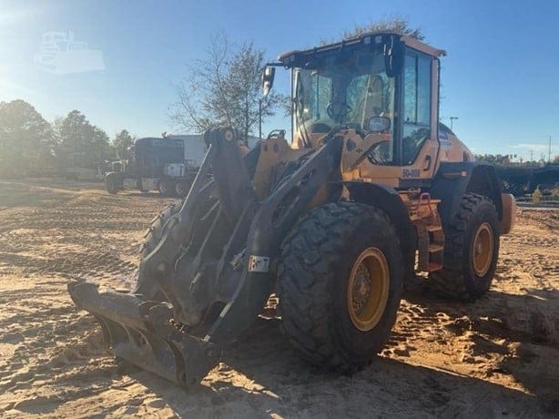 2023 VOLVO L70H