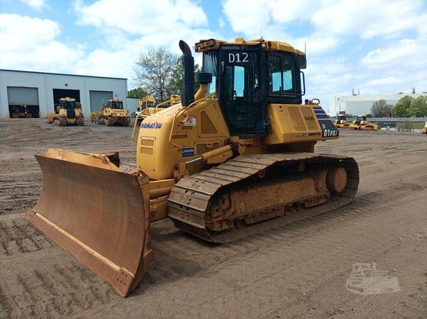 2023 KOMATSU D61PXI-24