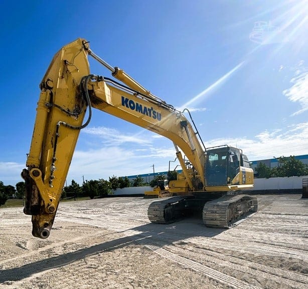 2020 KOMATSU PC490 LC-11
