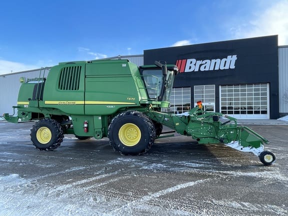 2009 John Deere T670