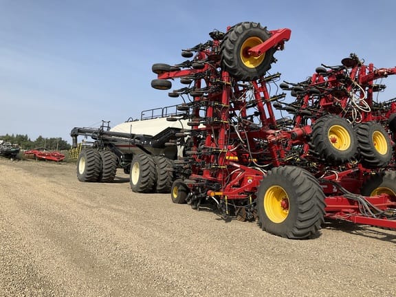 2017 Bourgault 3320-76