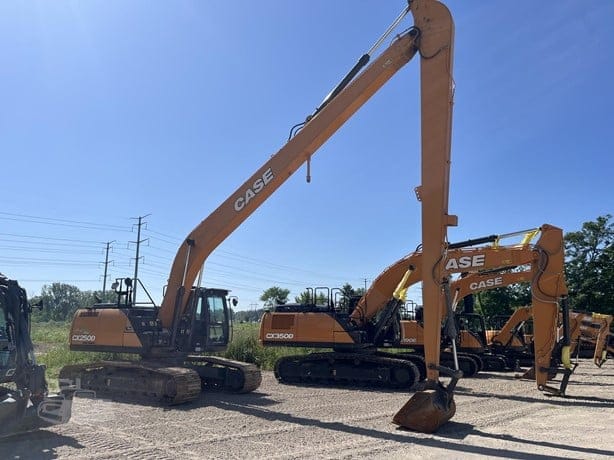 2022 CASE CX250D LR