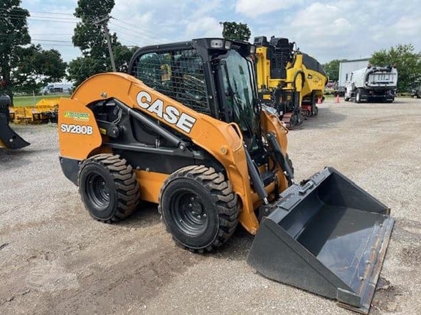 2023 CASE SV280B