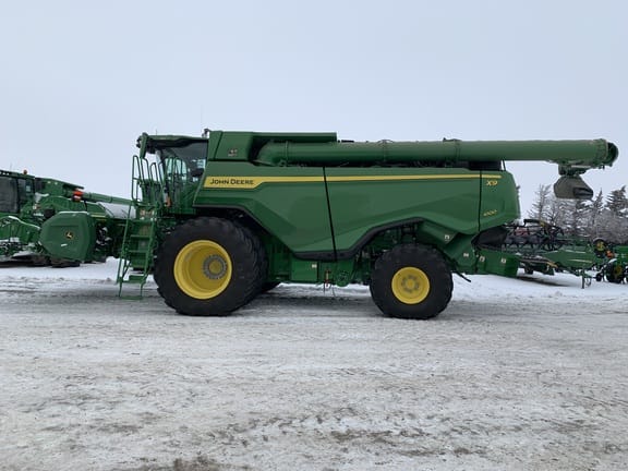 2022 John Deere X9 1000