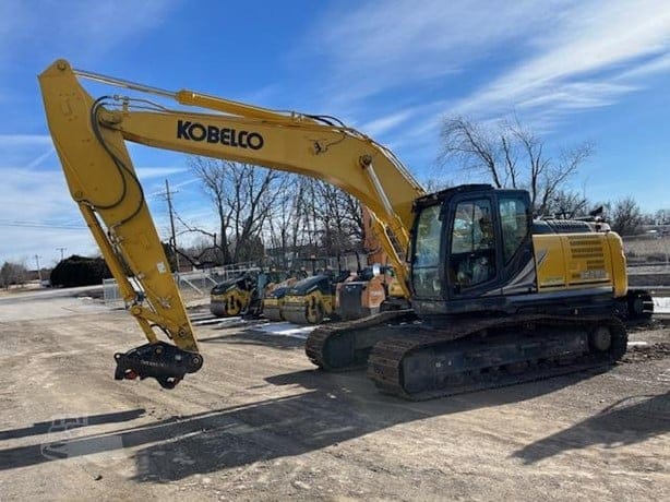 2023 KOBELCO SK260 LC-11