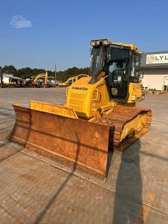 2021 KOMATSU D39PX-24