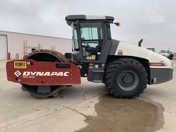 2023 DYNAPAC CA2500PD