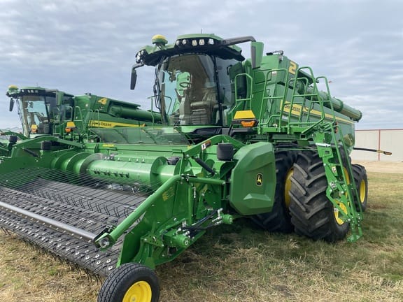 2022 John Deere X9 1000