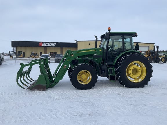 2021 John Deere 6135E
