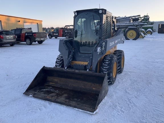 2023 John Deere 324G