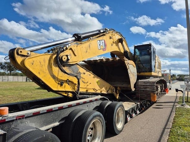 2024 CATERPILLAR 352