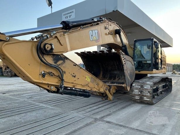 2024 CATERPILLAR 352