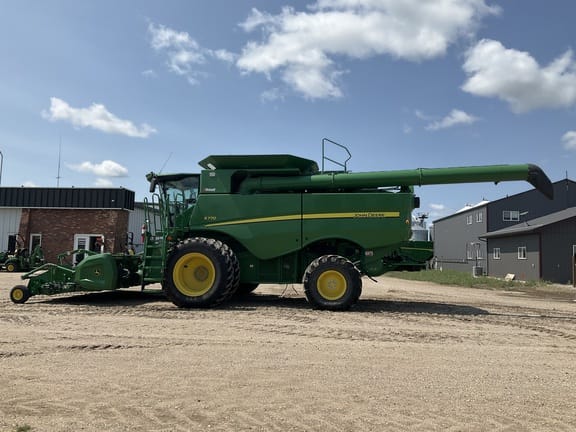 2021 John Deere S770
                                price reduced