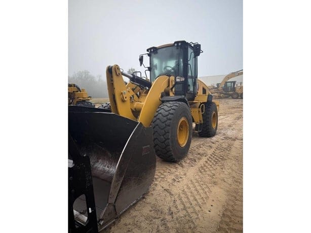 2025 CATERPILLAR 938