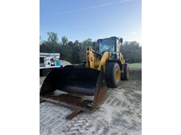 2025 CATERPILLAR 938