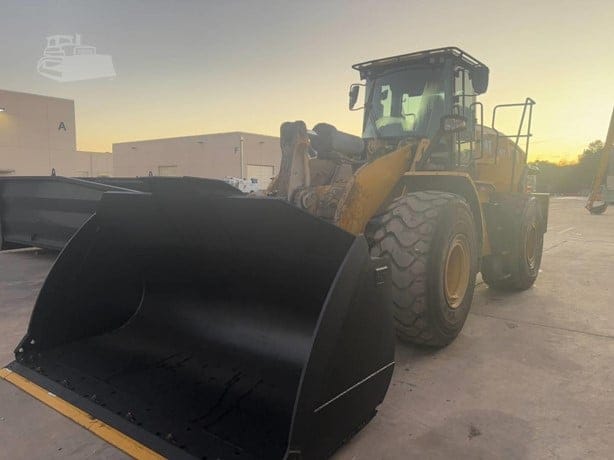 2024 CATERPILLAR 972