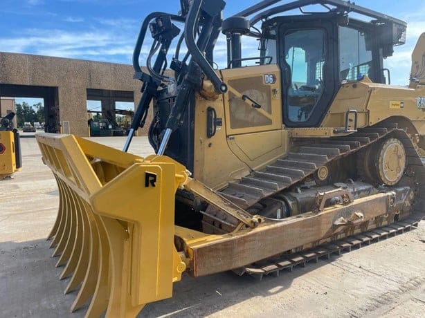 2022 CATERPILLAR D6