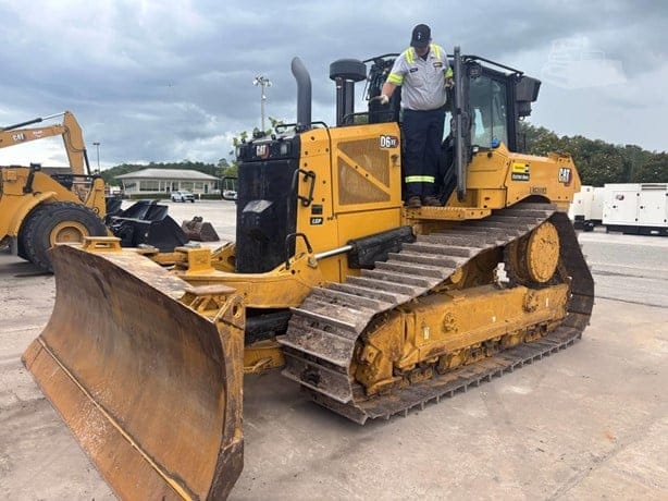 2024 CATERPILLAR D6 XE LGP
