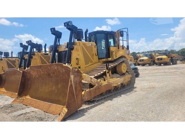 2024 CATERPILLAR D8