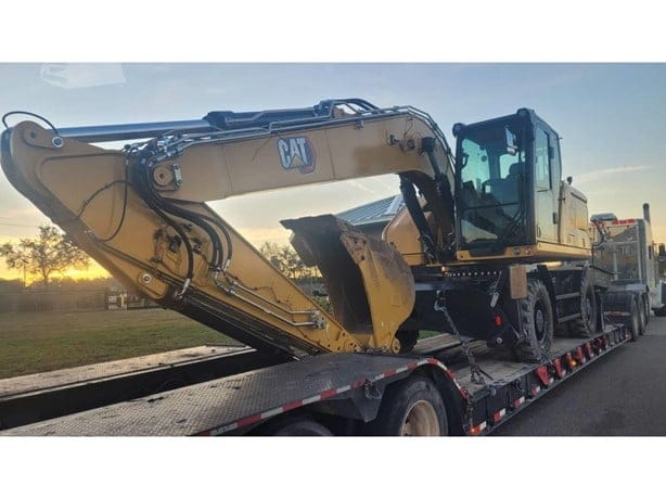 2025 CATERPILLAR M320