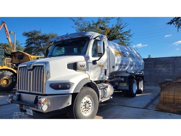 2023 UNITEDBUILT WT5000