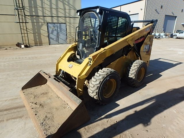 2023 CAT 272D3 C3H1