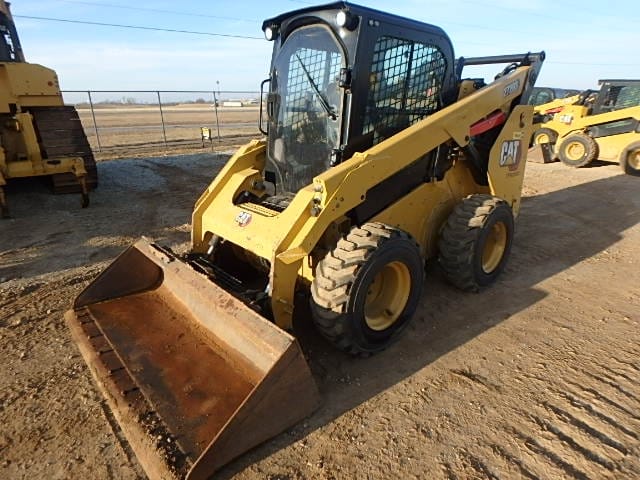2023 CAT 272D3 C3H1