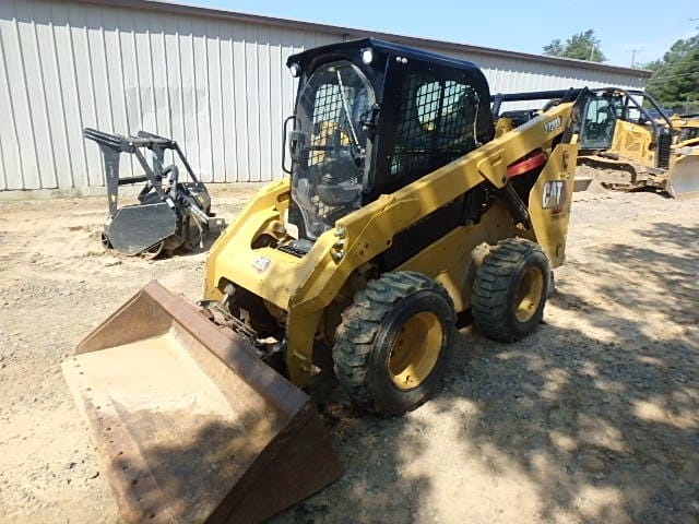 2023 CAT 272D3 C3H1