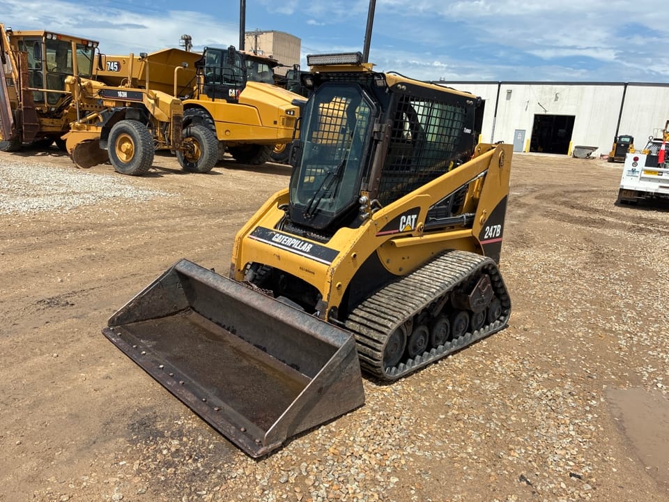 2006 CAT 247B