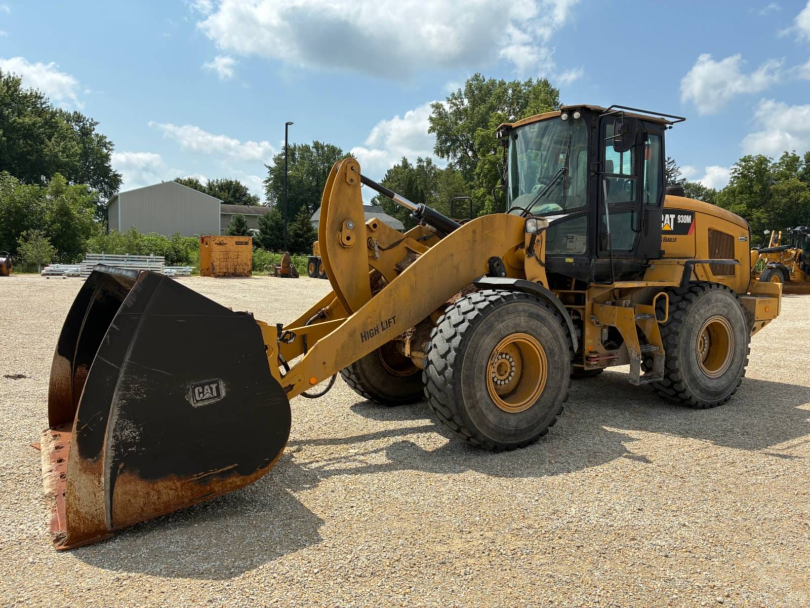 2019 CAT 930M