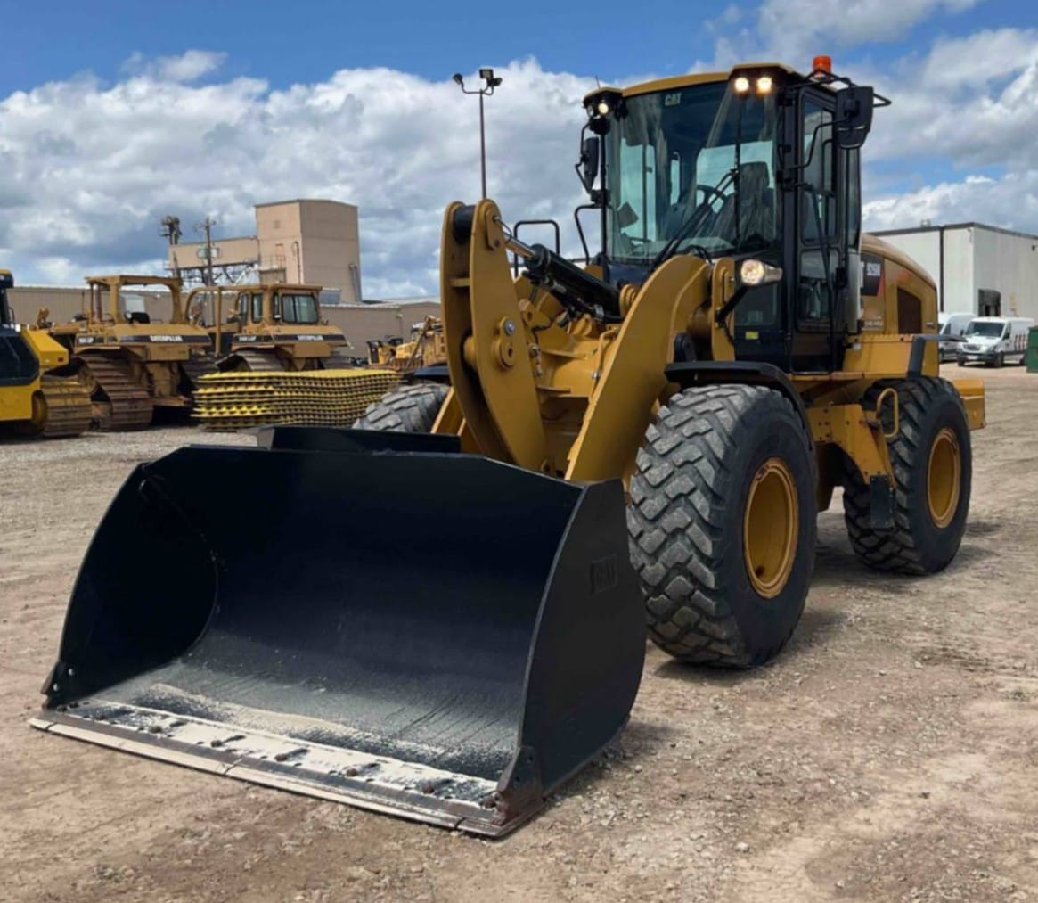 2019 CAT 926M