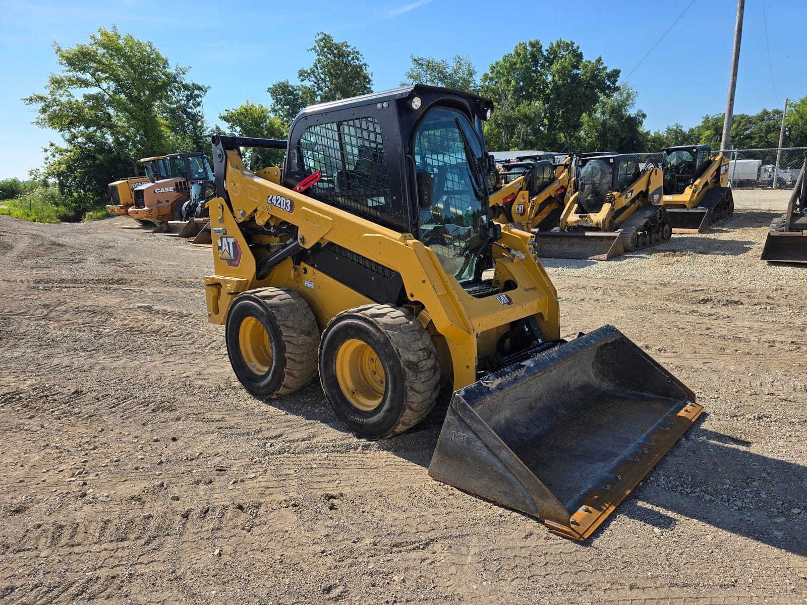 2019 CAT 242D3