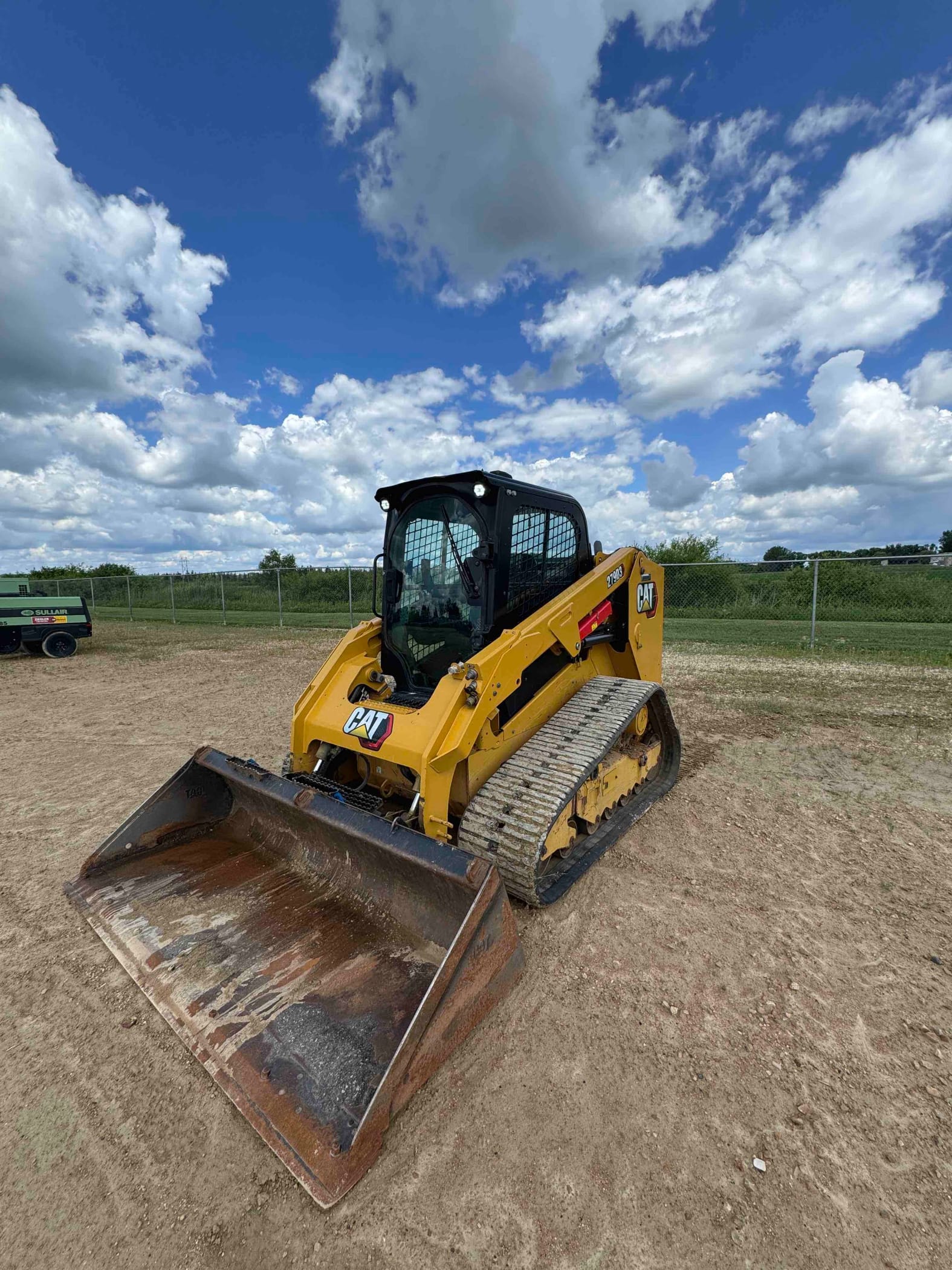 2023 CAT 279D3