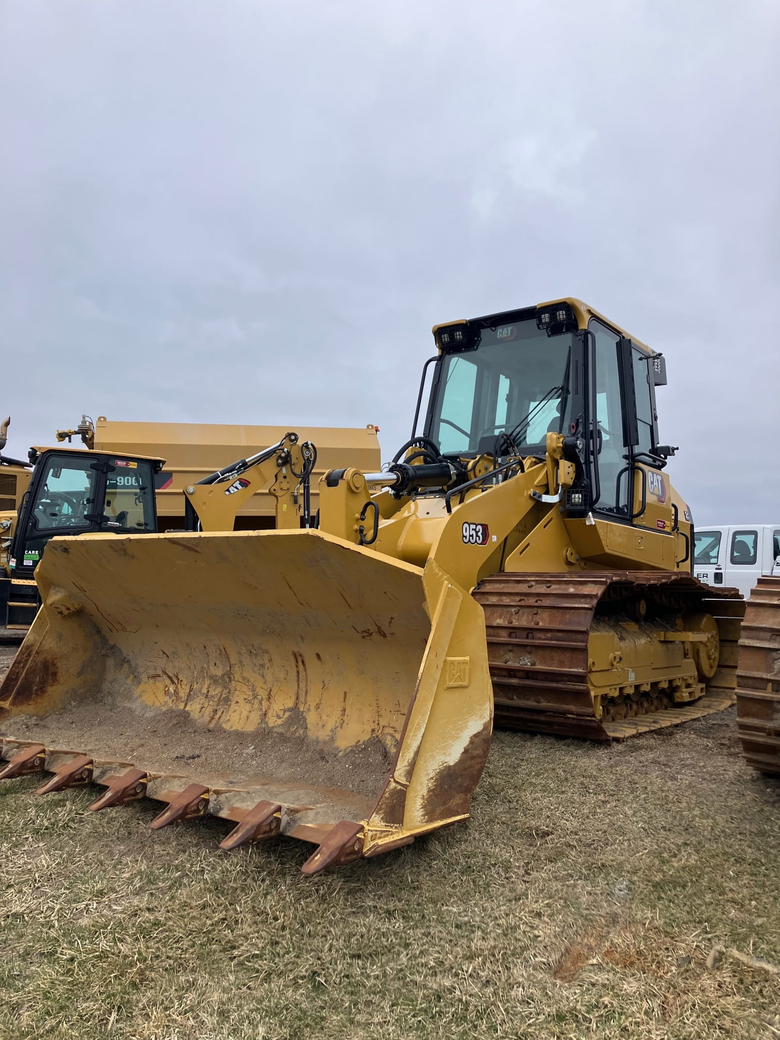 2024 CAT 953 LGP