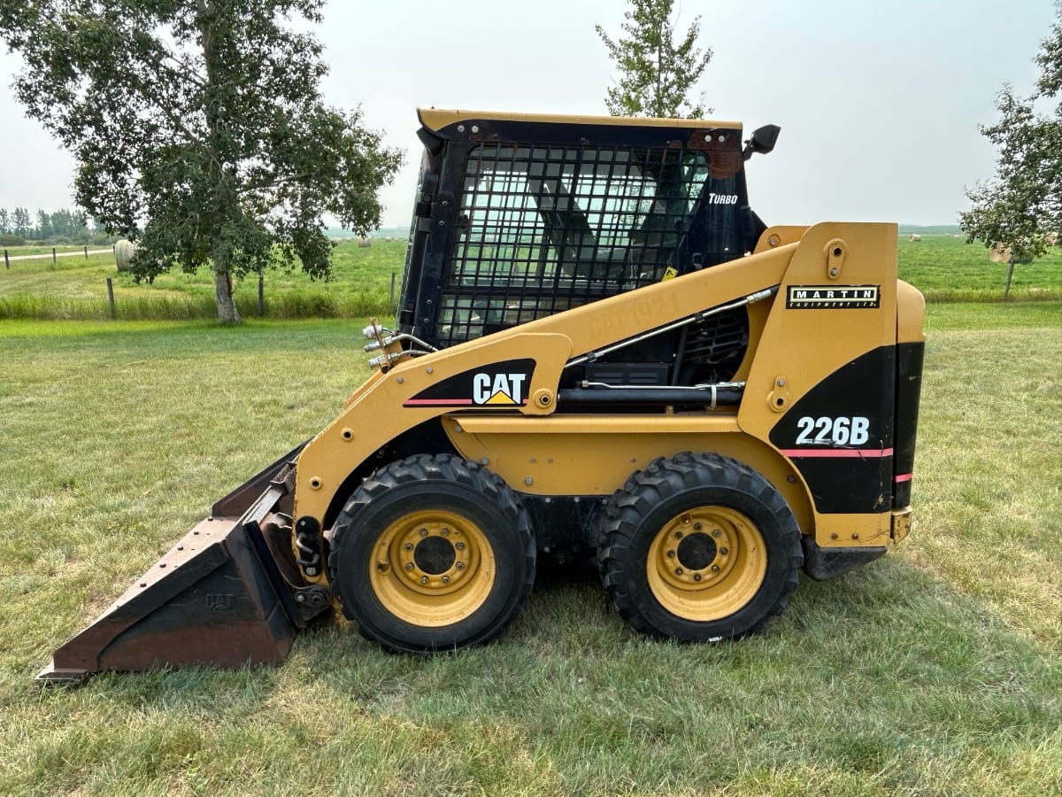 2006 Caterpillar 226B Skid Steer Loader