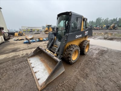 2015 John Deere 320E