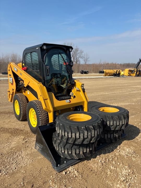 2023 CAT 236D3