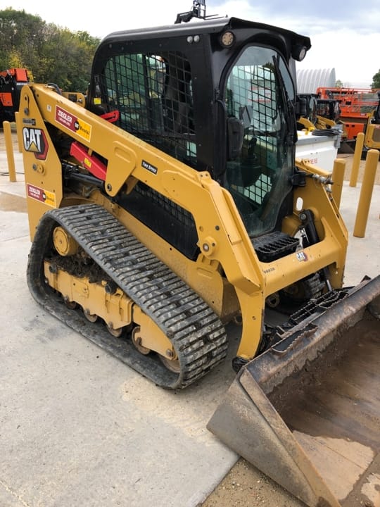 2022 CAT 239D3