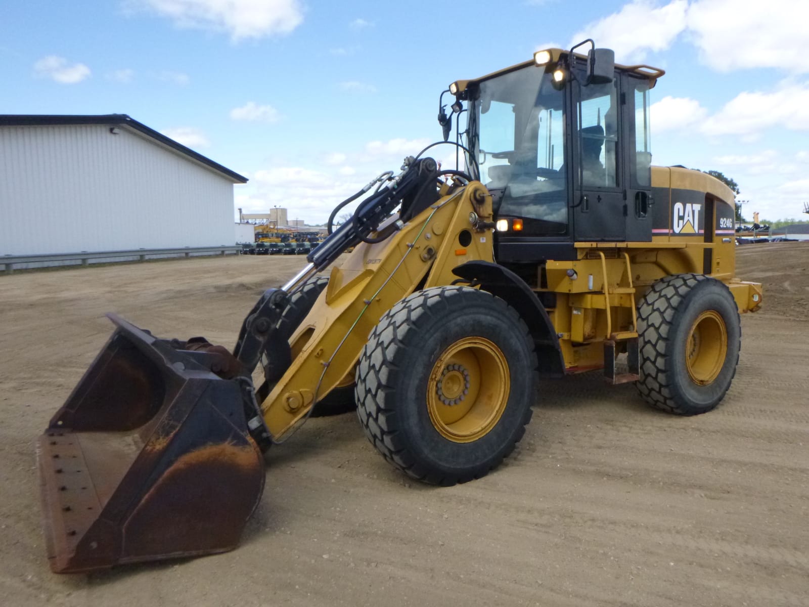 2004 CAT 924G