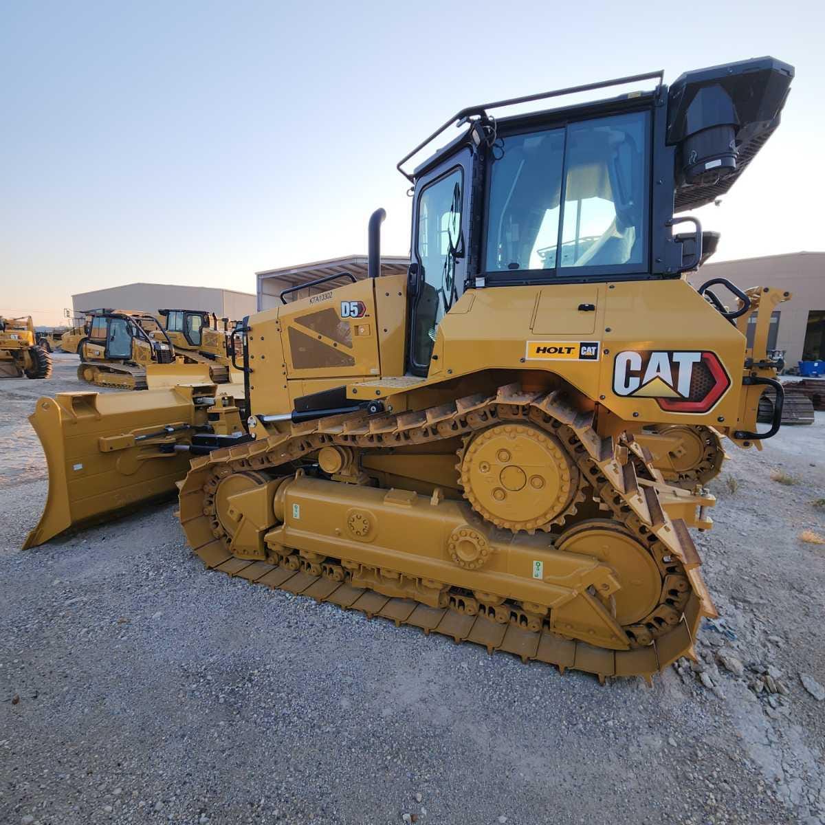 2025 CAT D5 VP